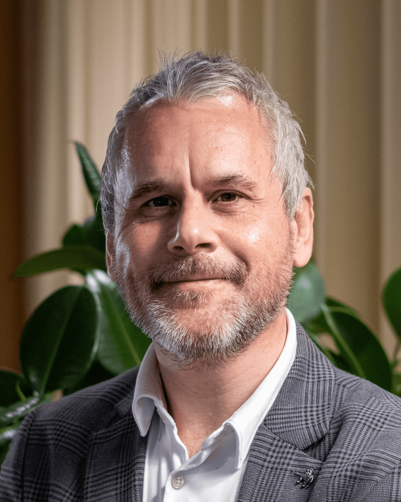 StuartFadden_HeadShot_01